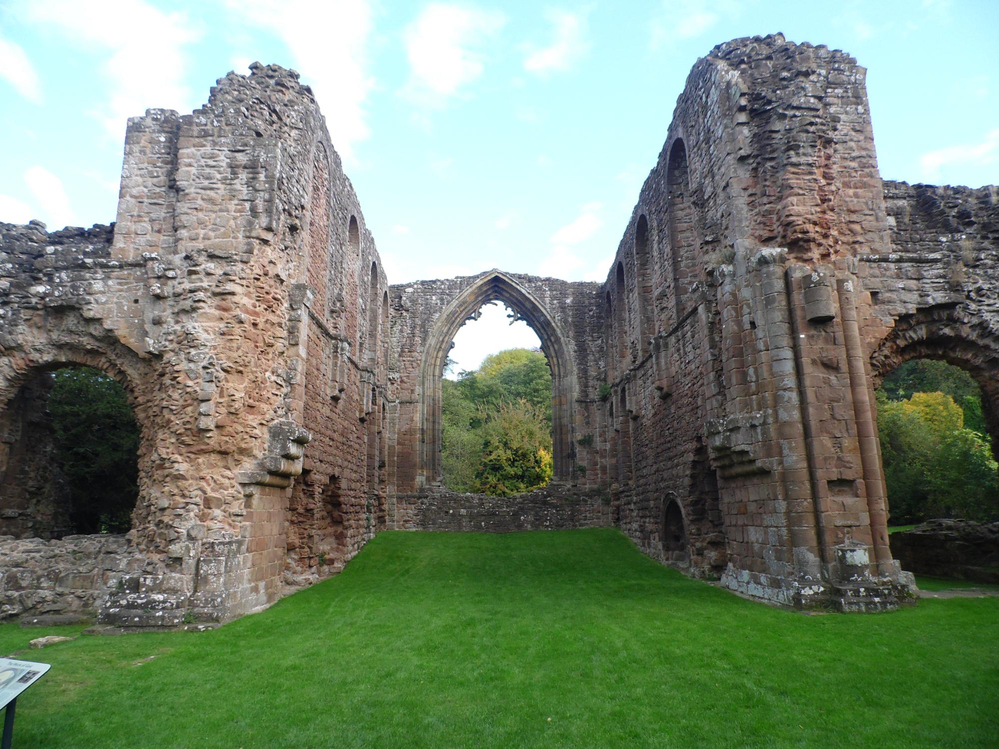 LILLESHALL HOUSE AND GARDENS INGLATERRA Compara O De Pre Os E   Lilleshall Abbey 