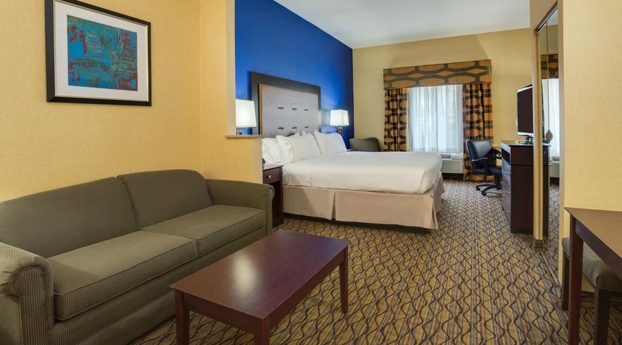 One King Suite