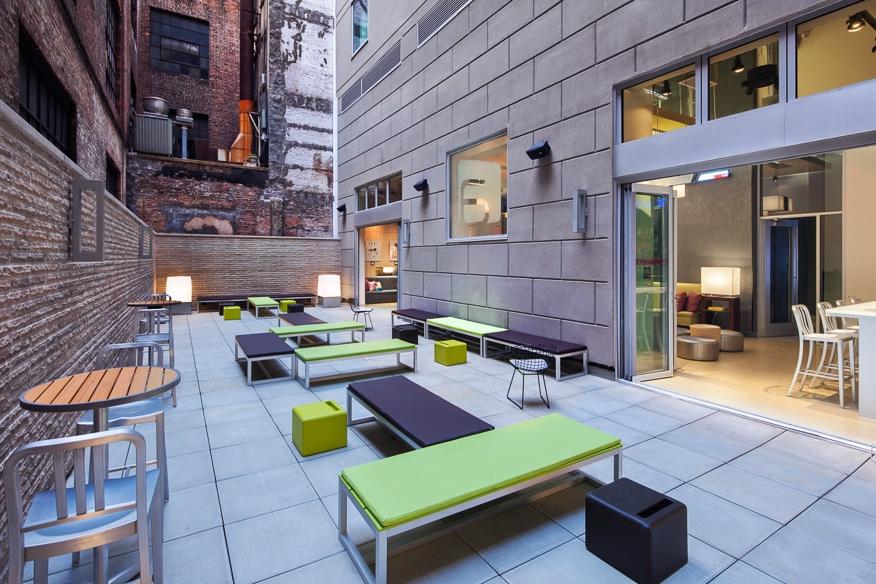 Hotel photo 14 of Aloft Manhattan Downtown - Financial District.