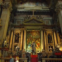 El altar de la nave central.