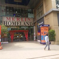 Entrance to the Homeland Mall