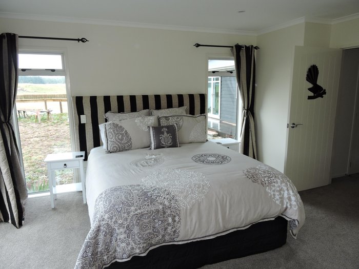 5 Acres B&B