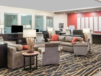 Lobby/Front Desk