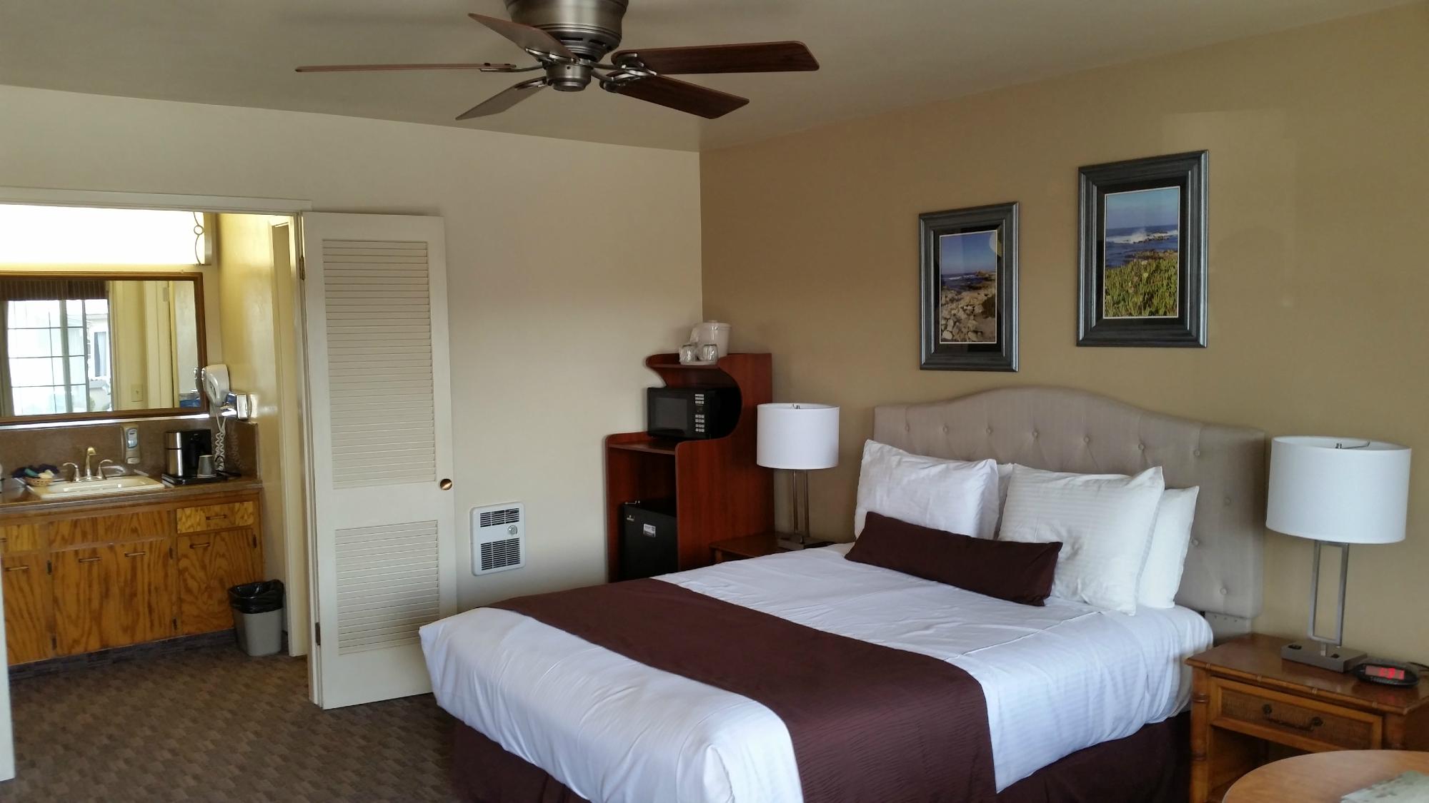 Hotel photo 45 of Lone Oak Lodge.