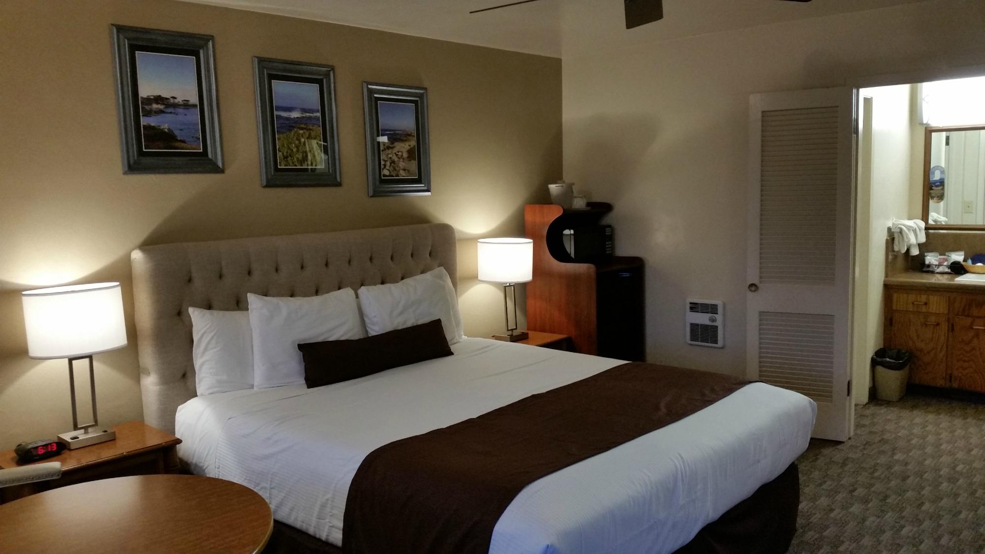 Hotel photo 36 of Lone Oak Lodge.