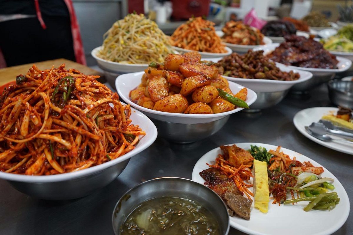 Enjoy Market : [Enjoy Food] Special Noodles in Jeongseon Market!