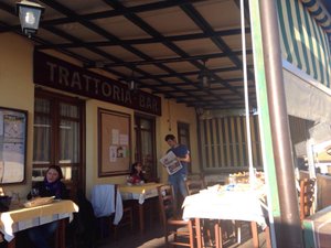 Interni