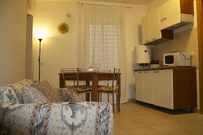 LA ROSA ANTICA - Prices & Condominium Reviews (Caltagirone, Sicily, Italy)