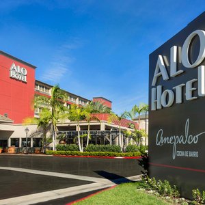 ALO Hotel by Ayres in Orange