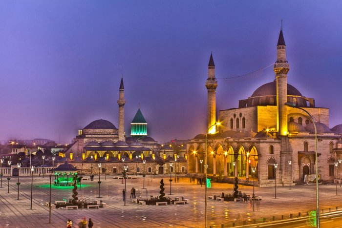 Mevlana türbesi Şems Camii