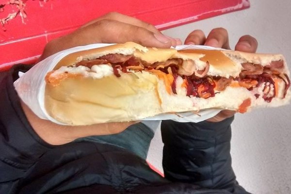 QUAL O MELHOR HOT DOG DE RUA DE CURITIBA? 🌭 Dogão de rua é uma tradiç