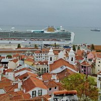 Смотровая площадка Порташ-ду-Сол / Miradouro das Portas do Sol