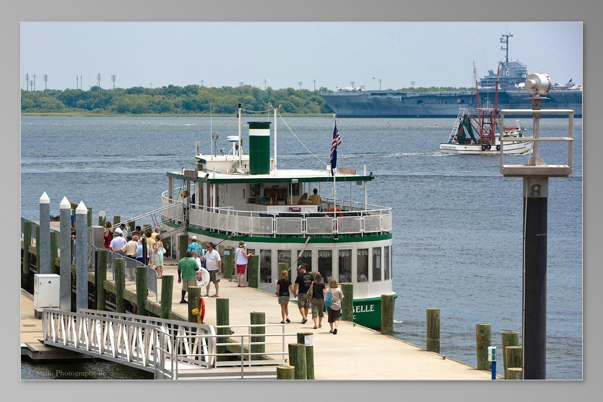 boat tour in charleston sc