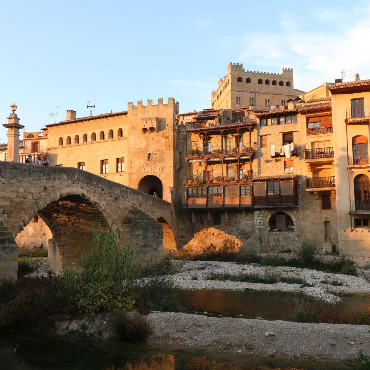 Plaza de Espana (Valderrobres) Aktuelle 2021 Lohnt es sich? (Mit