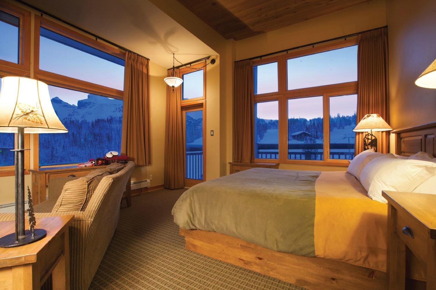 Sunshine Mountain Lodge by null