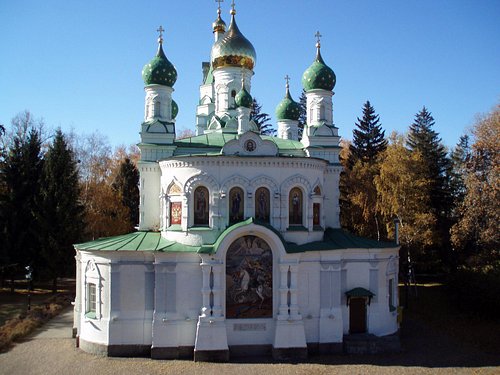 Церковь возле музея Полтавской битвы