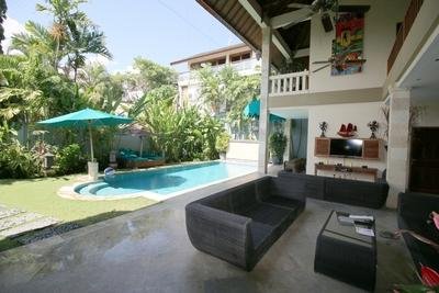 Villa 3 Bedrooms with Swimming Pool