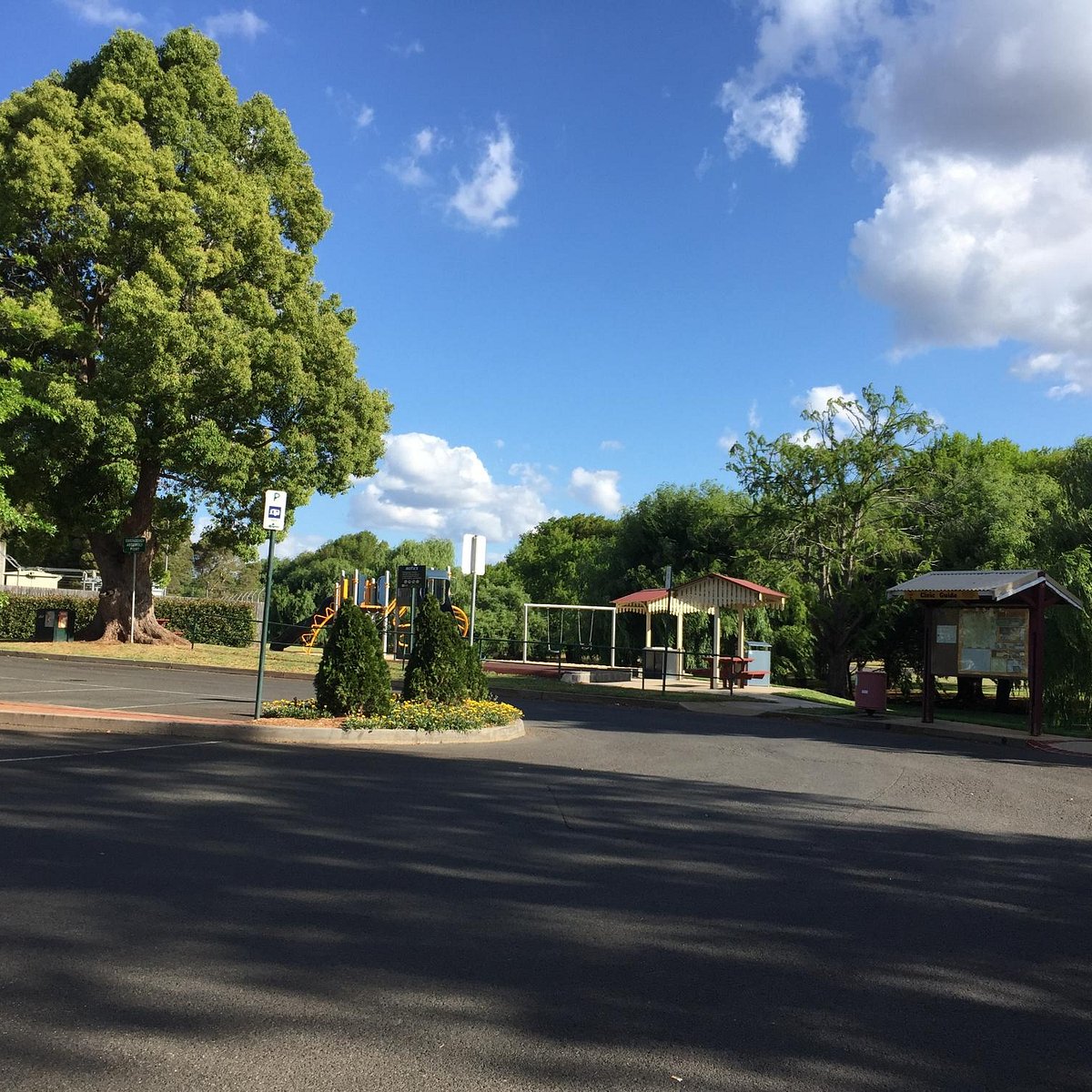 travel centre toowoomba