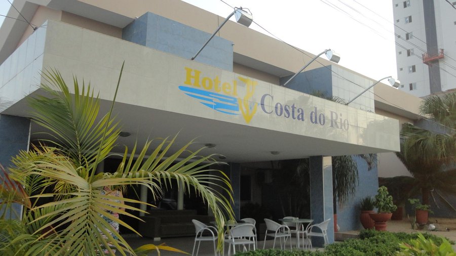 Hotel, vista externa.