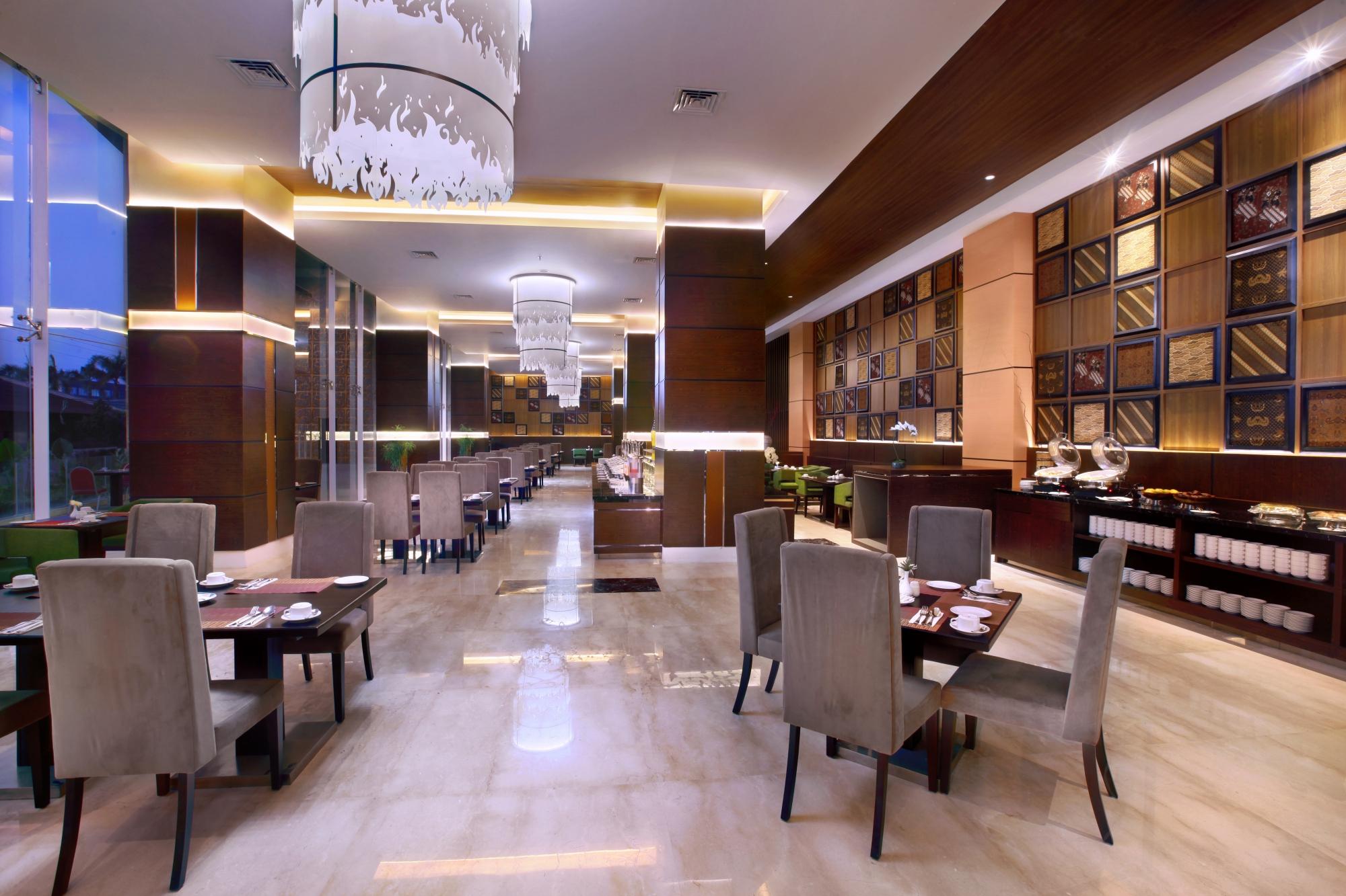 Hotel photo 9 of The Alana Hotel & Convention Center - Solo.