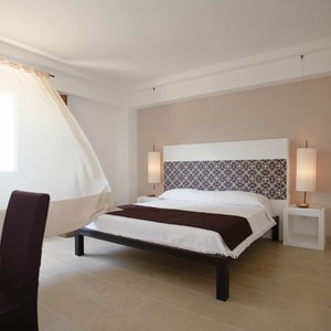 Relais Parco Cavalonga in Sicily, image may contain: Villa, Pool, Water, Swimming Pool