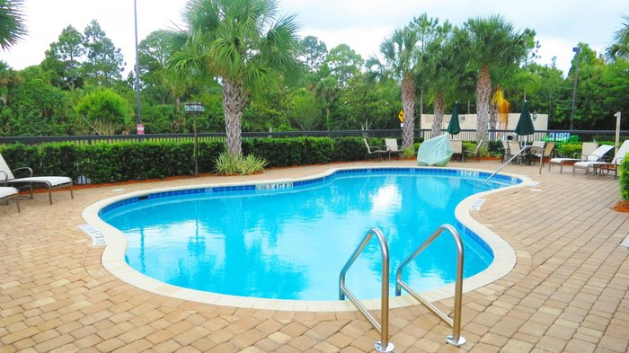 Hampton Inn Titusville/i-95 Kennedy Space Center Pool: Pictures ...