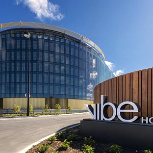 Vibe Hotel Canberra Airport