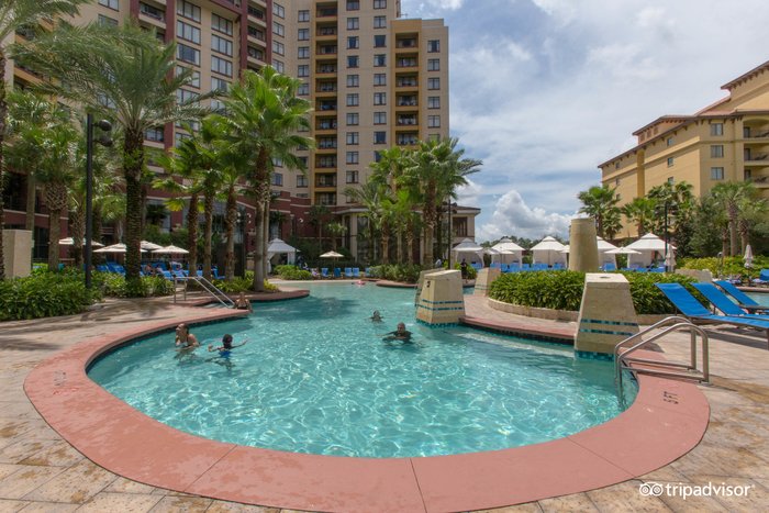 Wyndham Grand Orlando Resort Bonnet Creek Pool: Pictures & Reviews ...