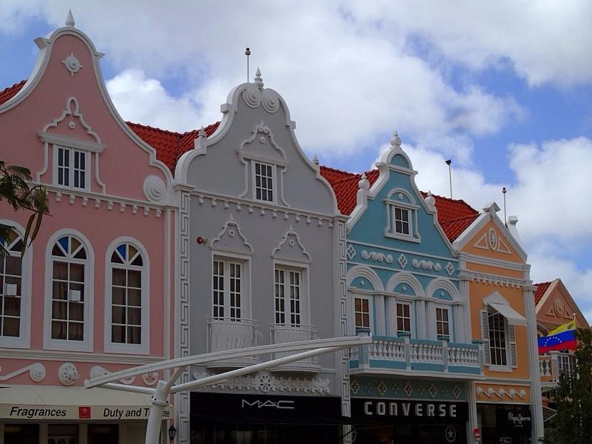 Renaissance Mall in Oranjestad: 3 reviews and 11 photos