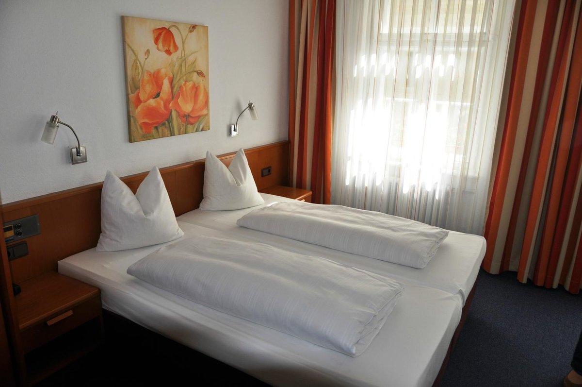 HOTEL-GASTHOF WILDE ROSE - Updated 2022 Prices (Bamberg, Germany)