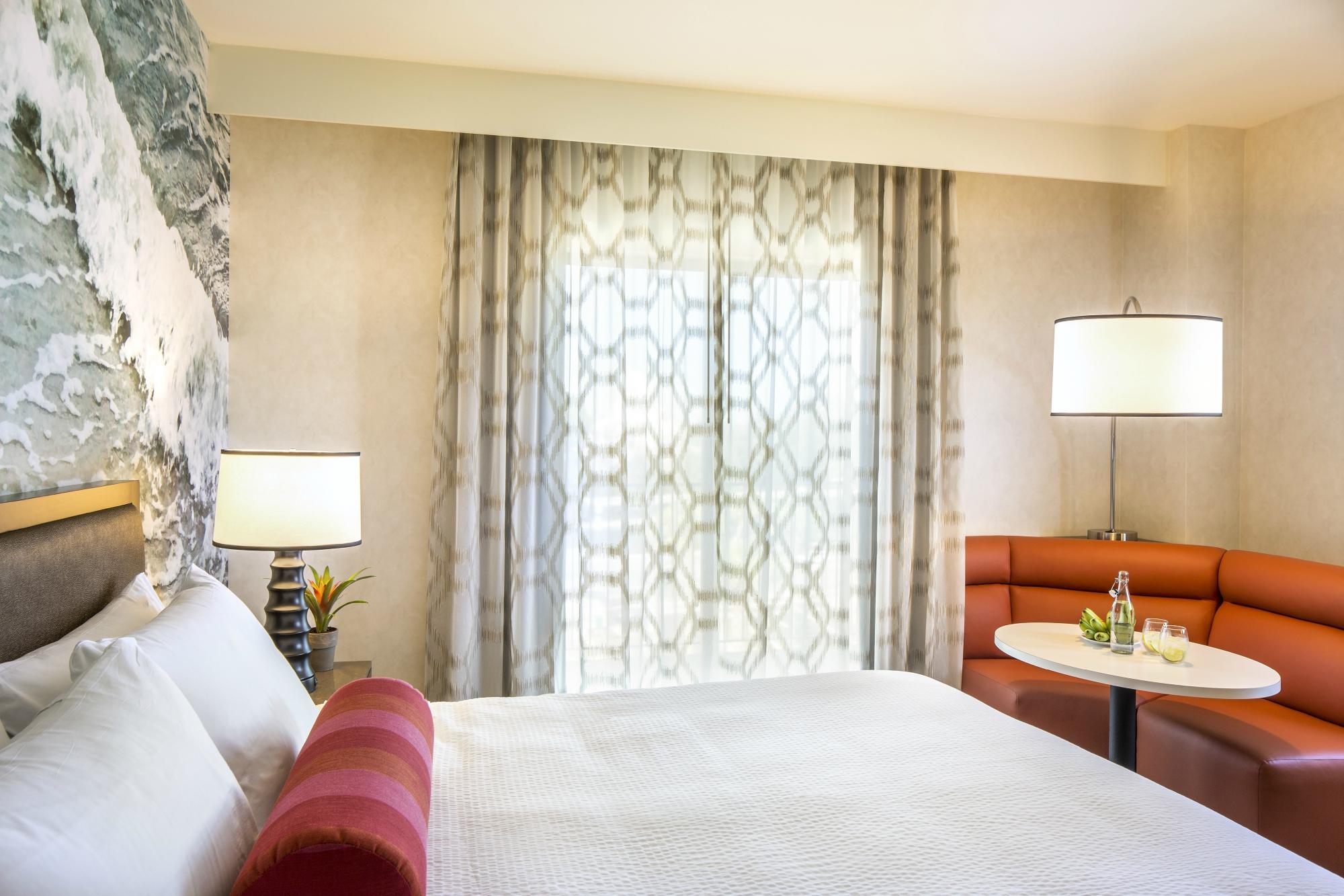 Hotel photo 43 of Courtyard by Marriott Anaheim Theme Park Entrance.