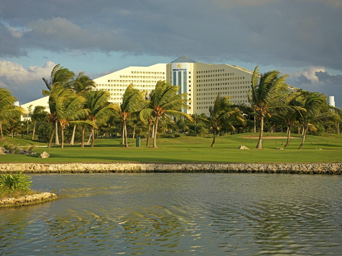 iberostar golf club cancun prices