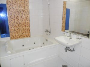 Room & Suite
