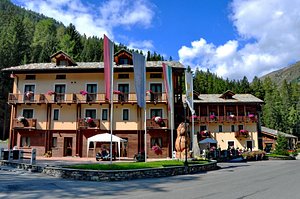 THE 10 BEST Hotels in La Thuile, Italy 2024 (from $98) - Tripadvisor