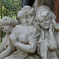 ¿Qué sucede? Silencio. Es el amor que pasa