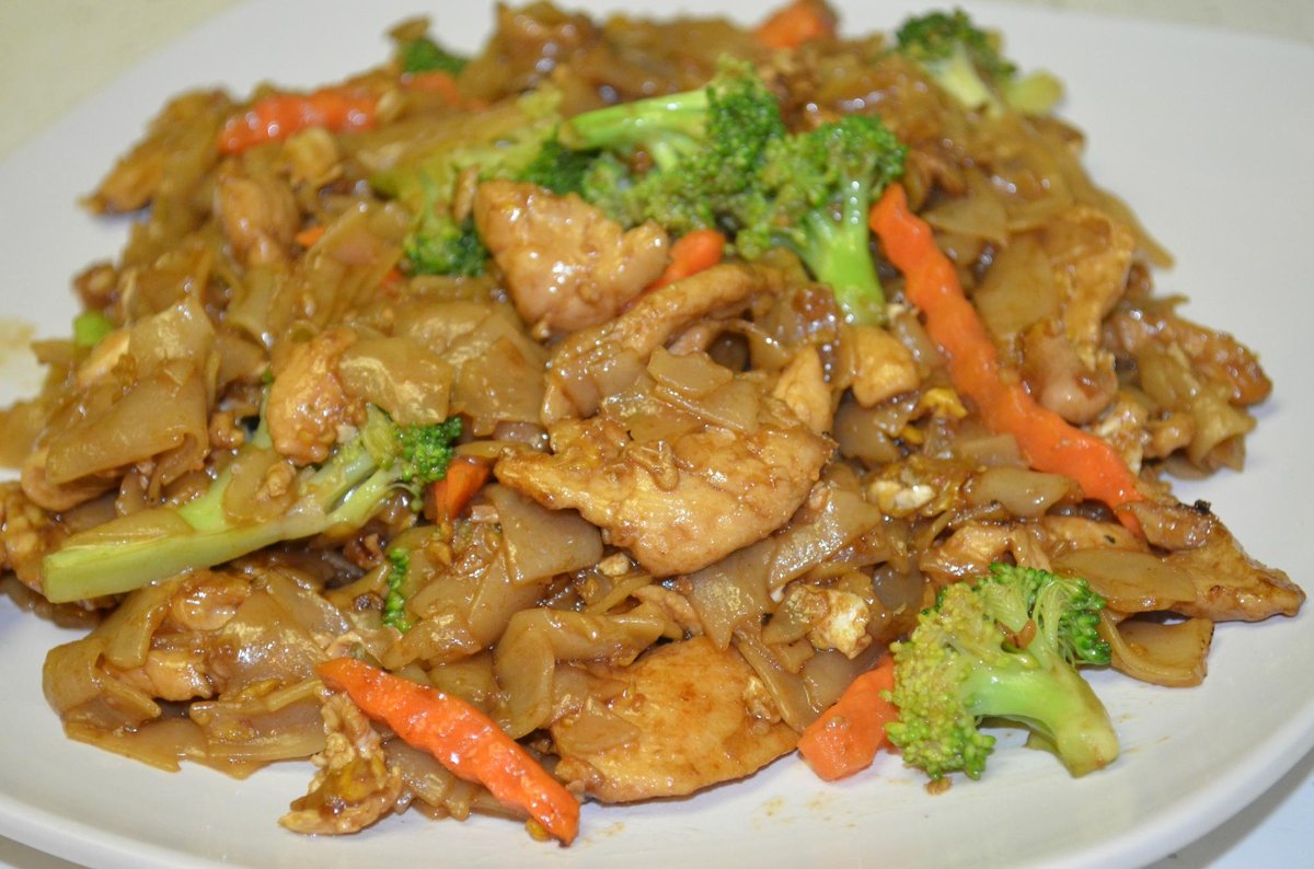 TASSANEE'S THAI CUISINE, Fort Smith - Menu, Prices & Restaurant Reviews ...