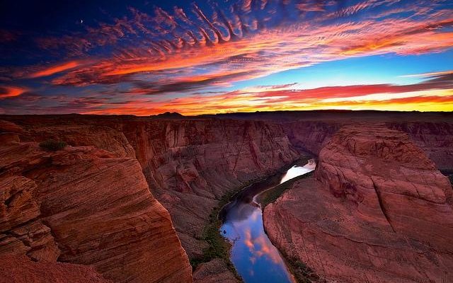 Colorado River - Hiking, 1 mile from hotel