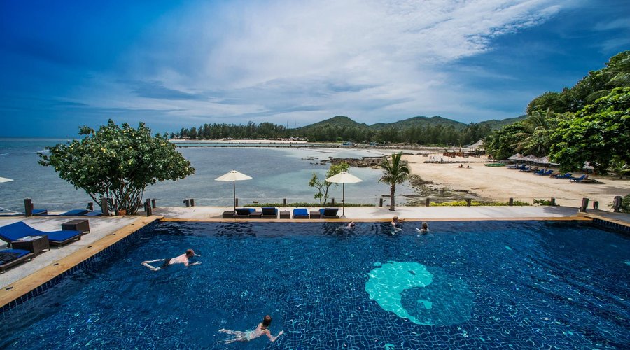 Sunrise Swimming Pool
