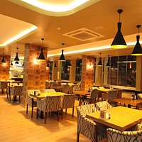 Safir 424 Restaurant & Cafe Elazığın güzide merkezlerindendir.