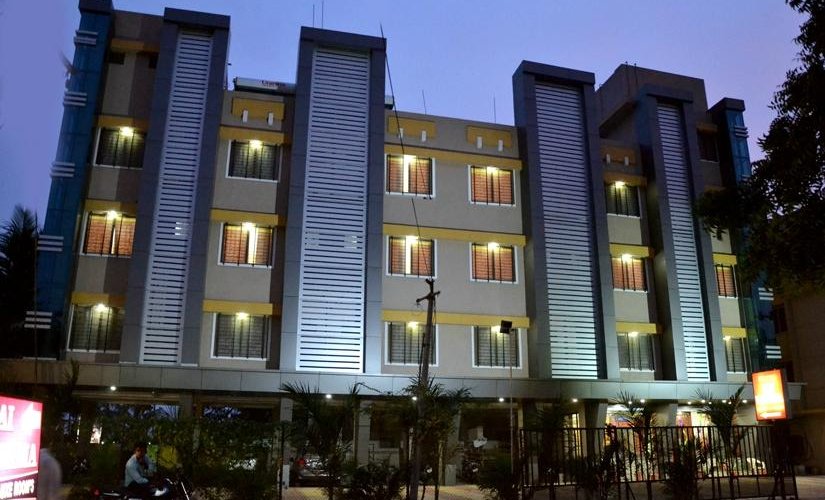 Evening view of hotel