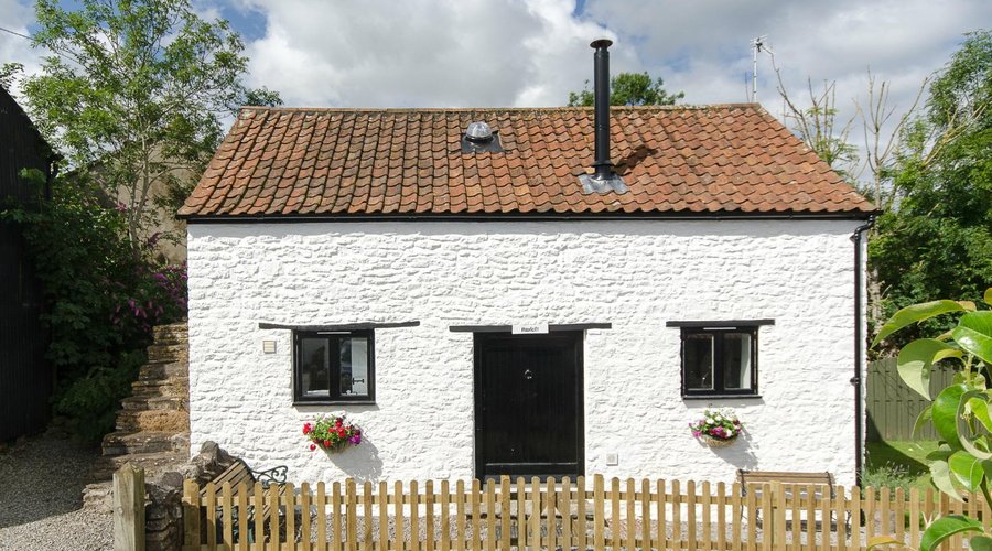 Hayloft Cottage - sleeps 4