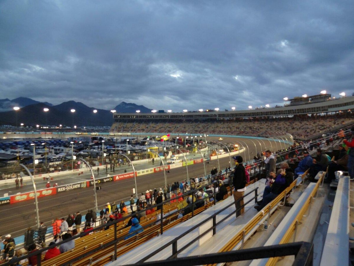 Best Seats At Phoenix International Raceway