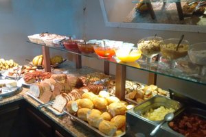 用餐 