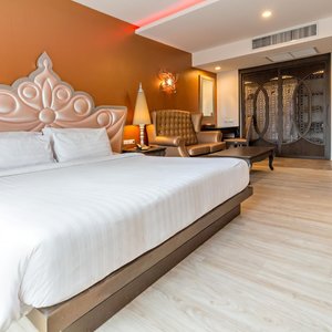 Premier Room