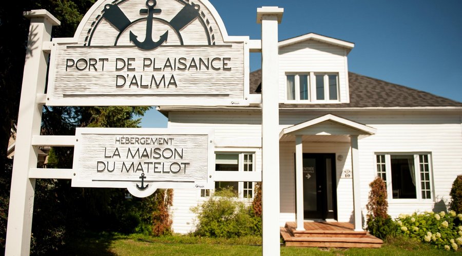 Façade