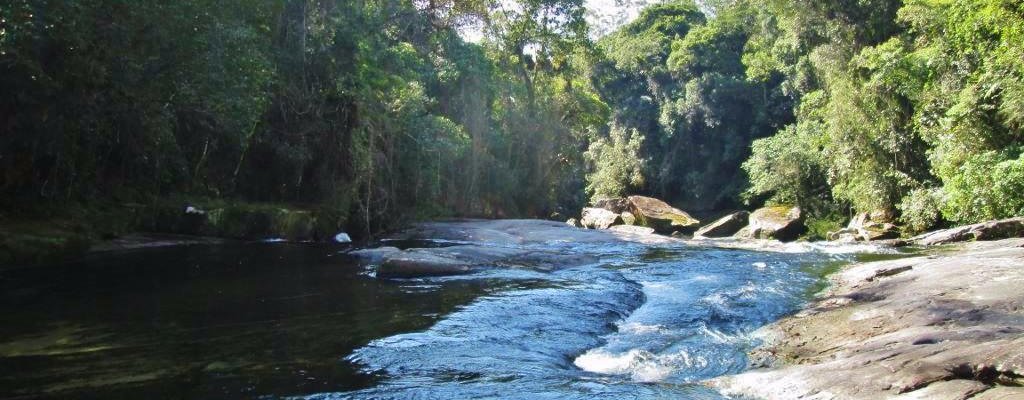 Mais pra baixo é a cachoeira.