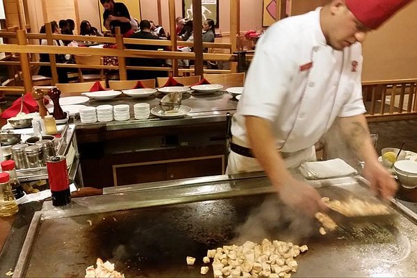 Benihana Of Japan Steakhouse At The Hilton Hawaiian Village On April 25,  2014 In Waikiki, Hawaii Benihana Of Japan Is One Of The Hilton S Many High  End Restaurants Stock Photo, Picture