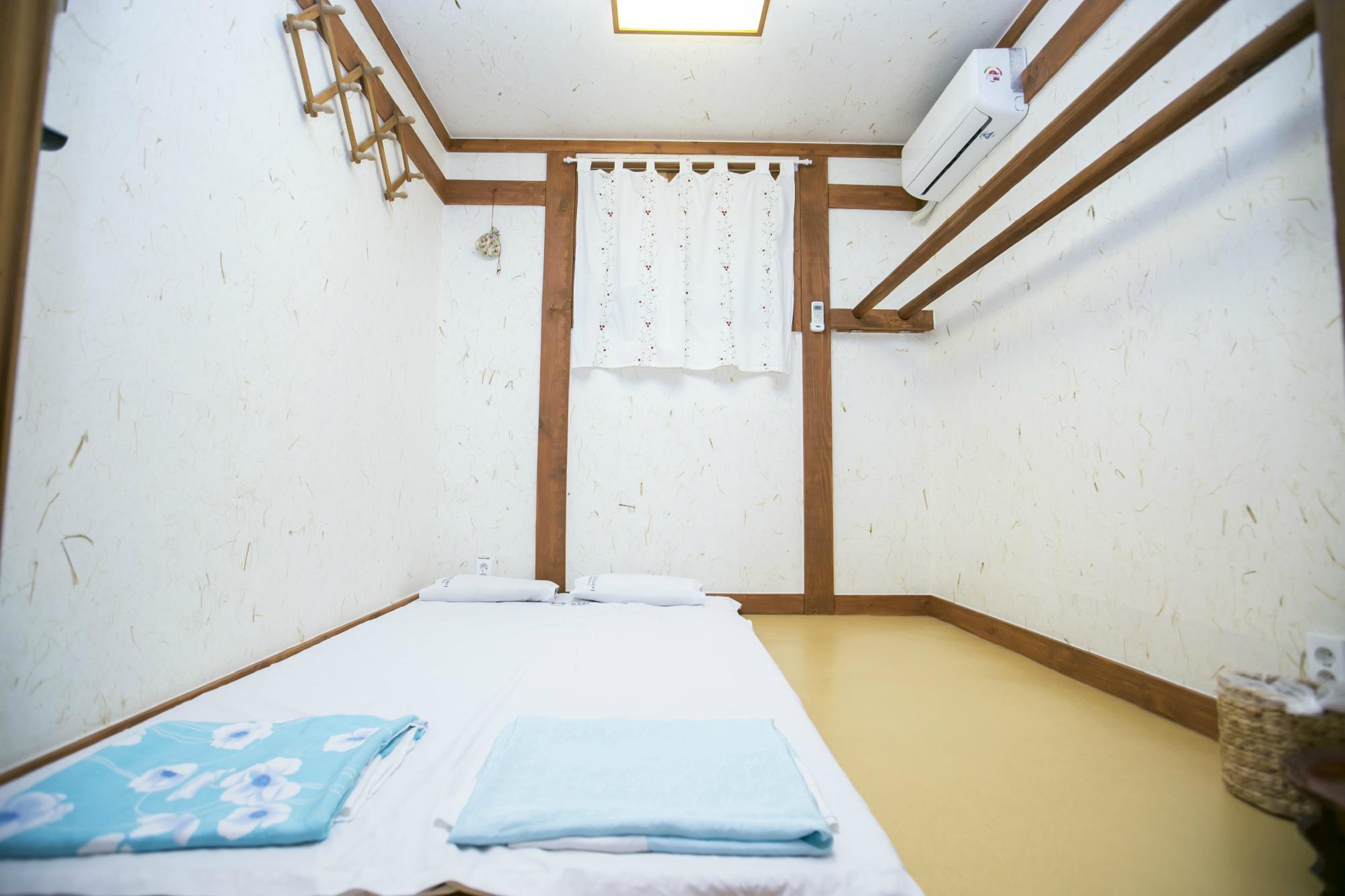 Hotel photo 11 of Bukchonmaru Hanok Guesthouse.