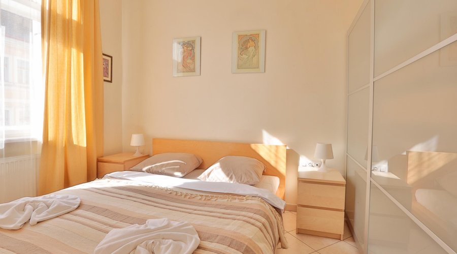 APARTMENT PRAGUE - Prices & Condominium Reviews (Czech Republic)