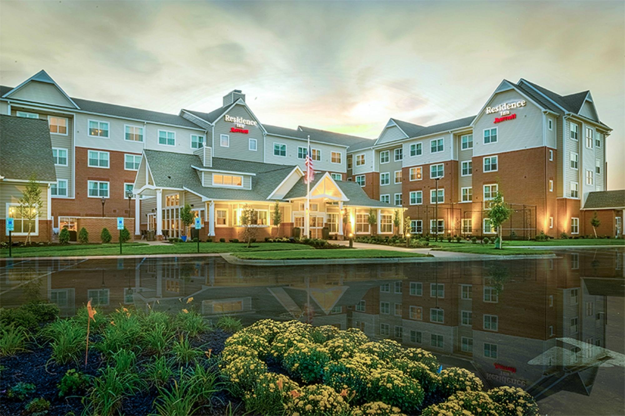 Hotel photo 50 of Residence Inn by Marriott Kansas City at The Legends.